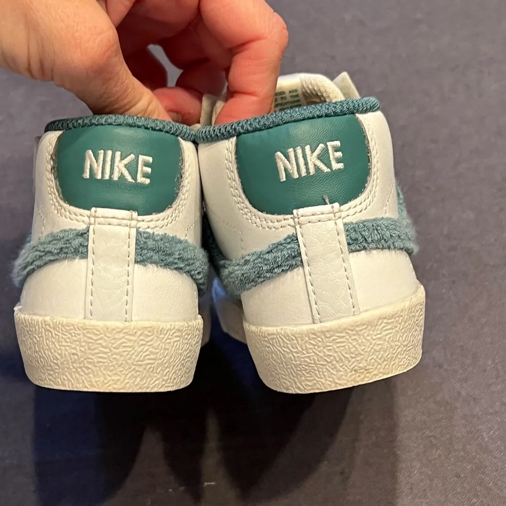 Nike Kids blazer Mid ‘77 TD